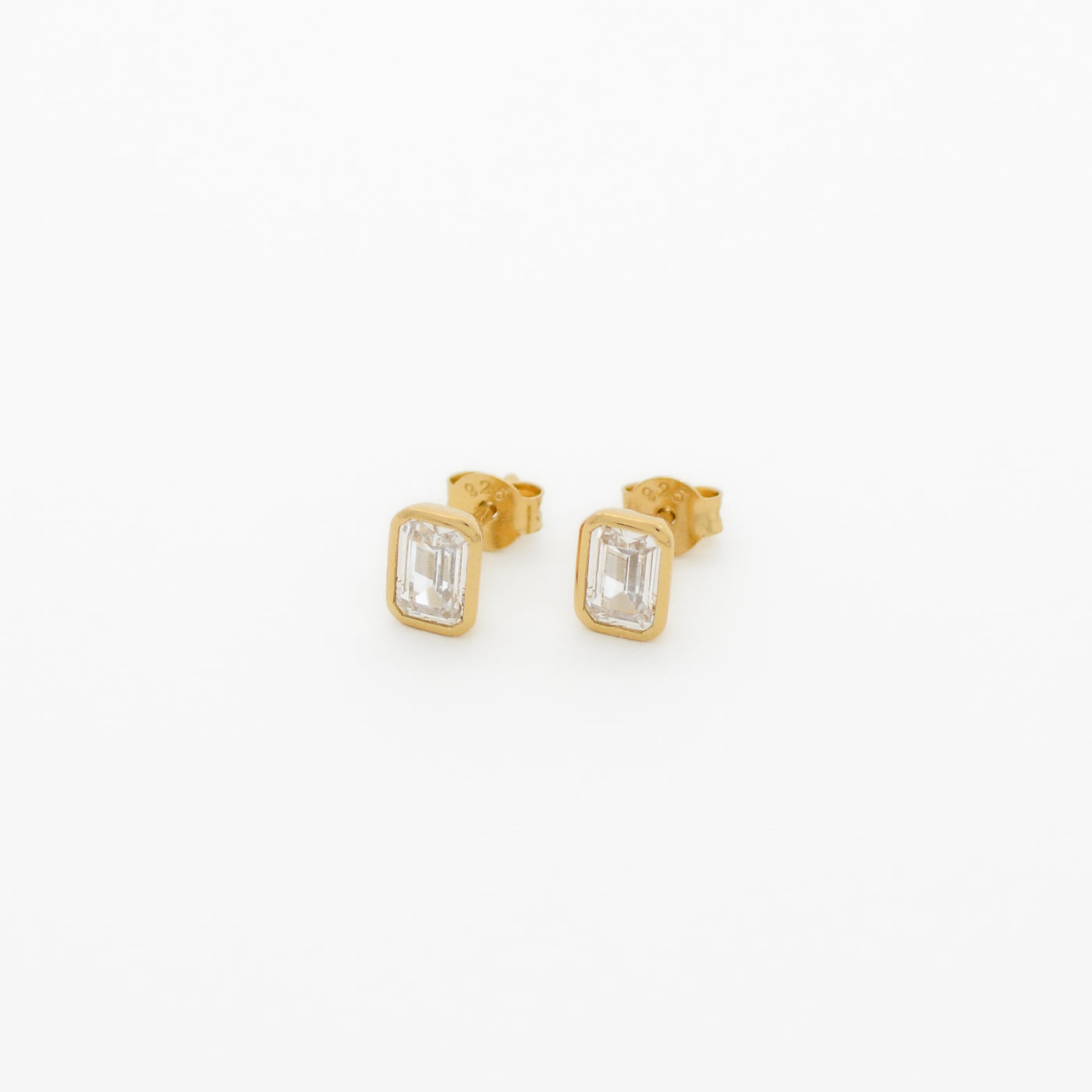 Au 79 Vienna Stud in Clear