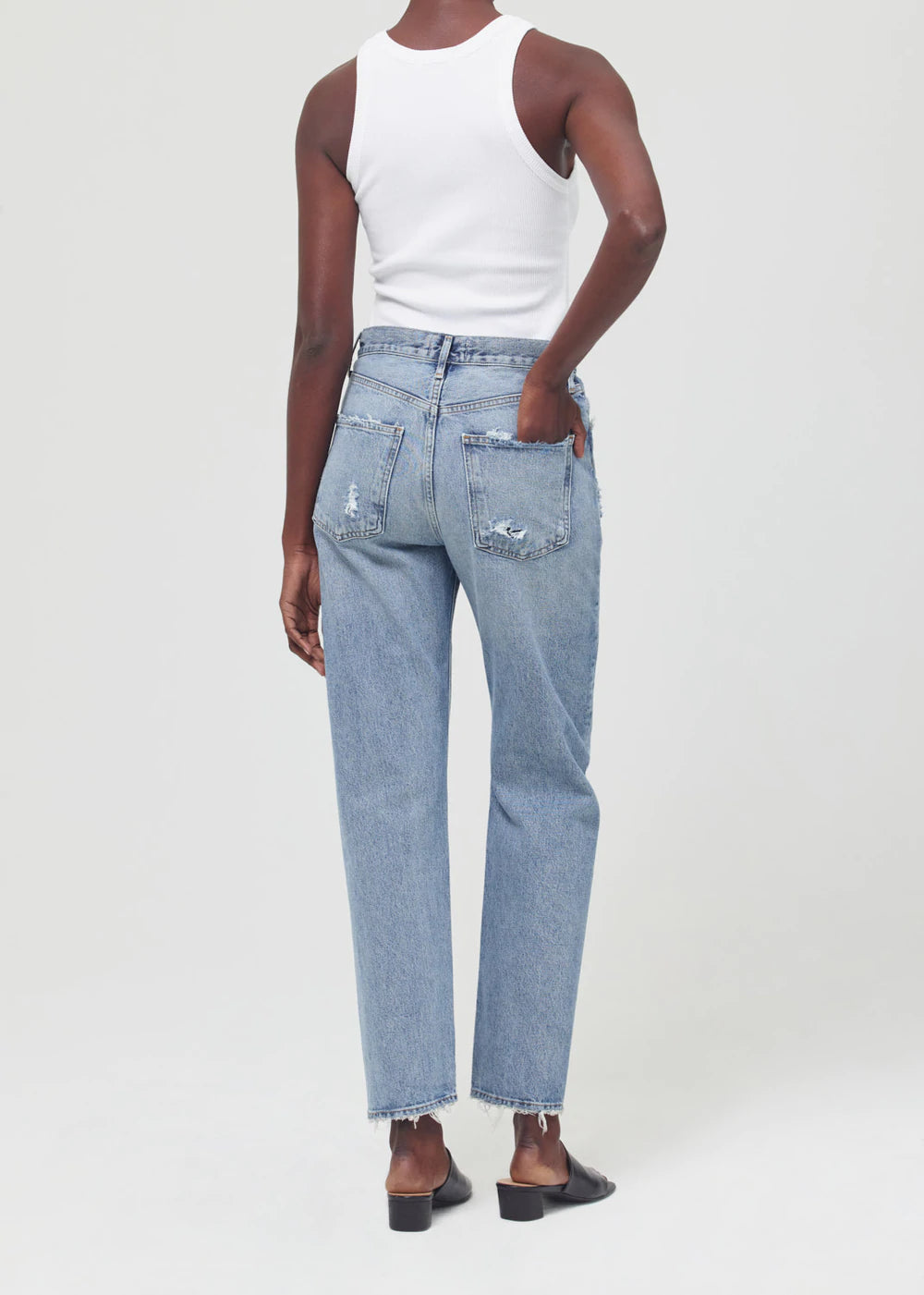 90s Mid Rise Loose Fit Jean in Isolate