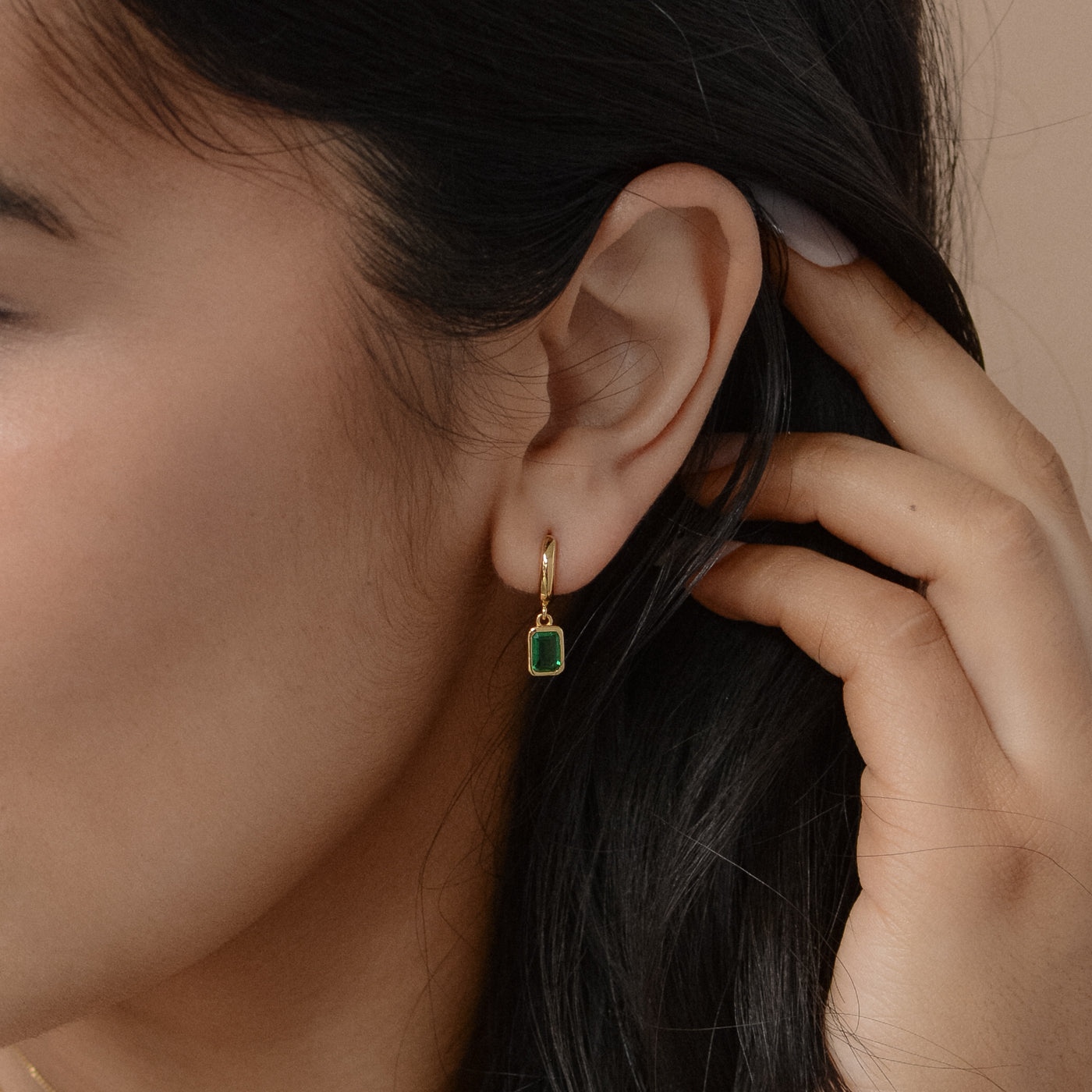 Vienna Drop Stone Huggies w Green Stone
