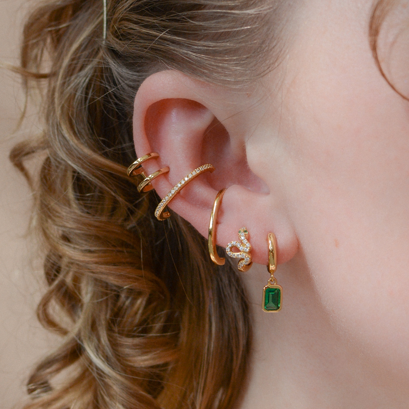 Vienna Drop Stone Huggies w Green Stone