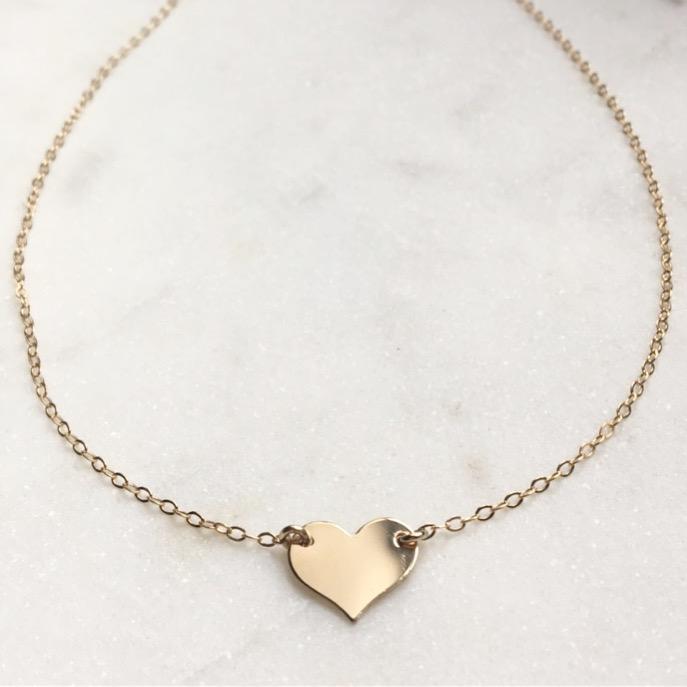 Sweetheart Choker Necklace in Gold