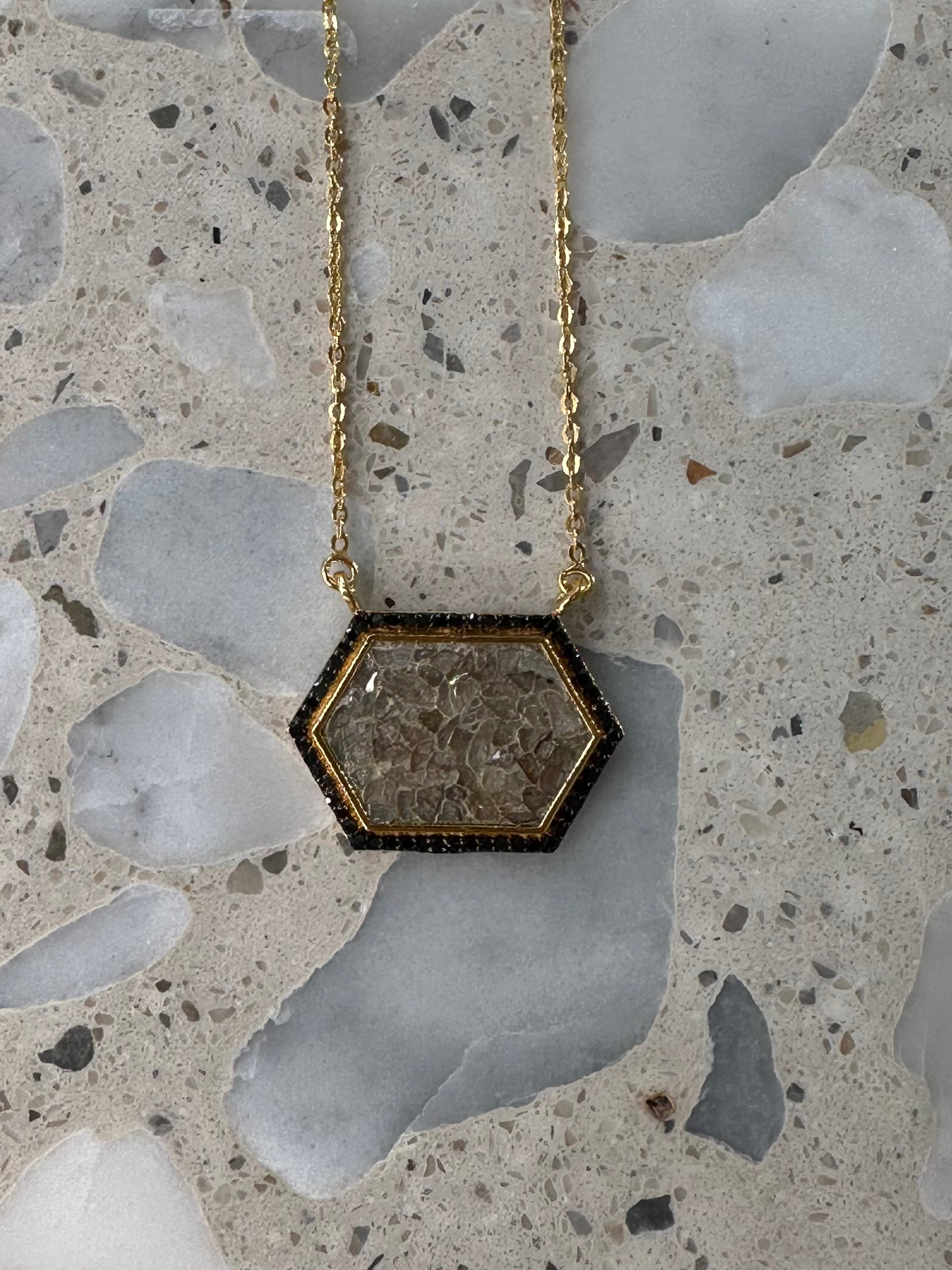 Lish Pendant Necklace in Gold