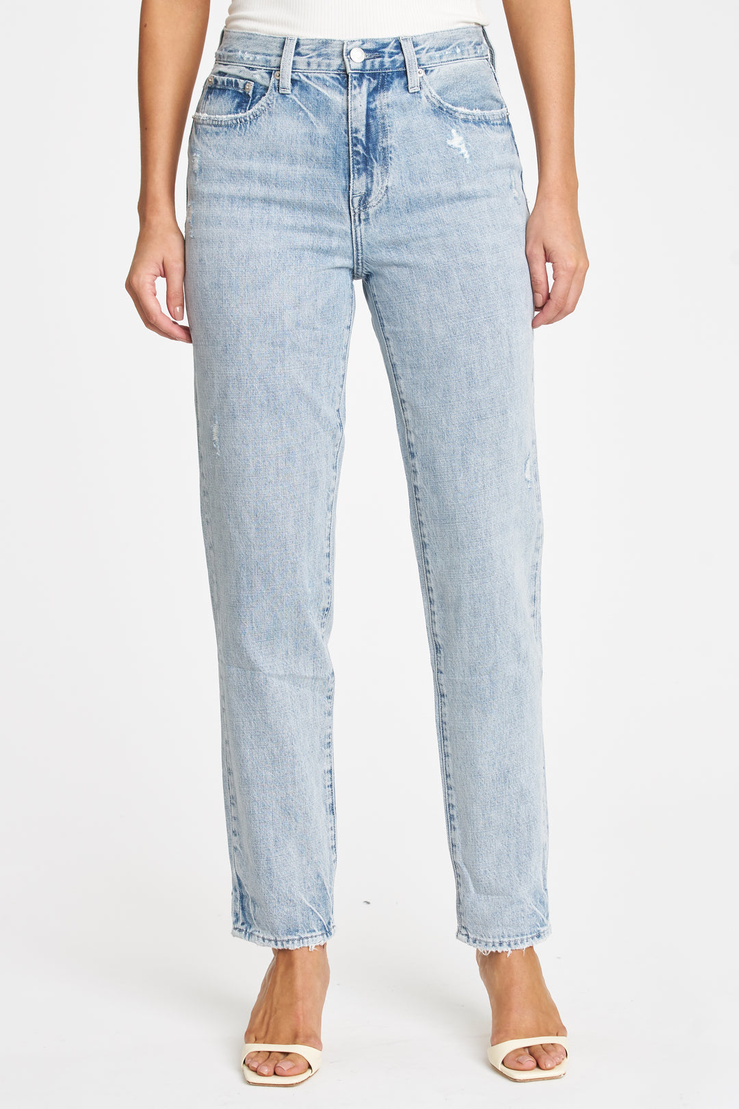 Presley High Rise Relaxed Jean in Gifted