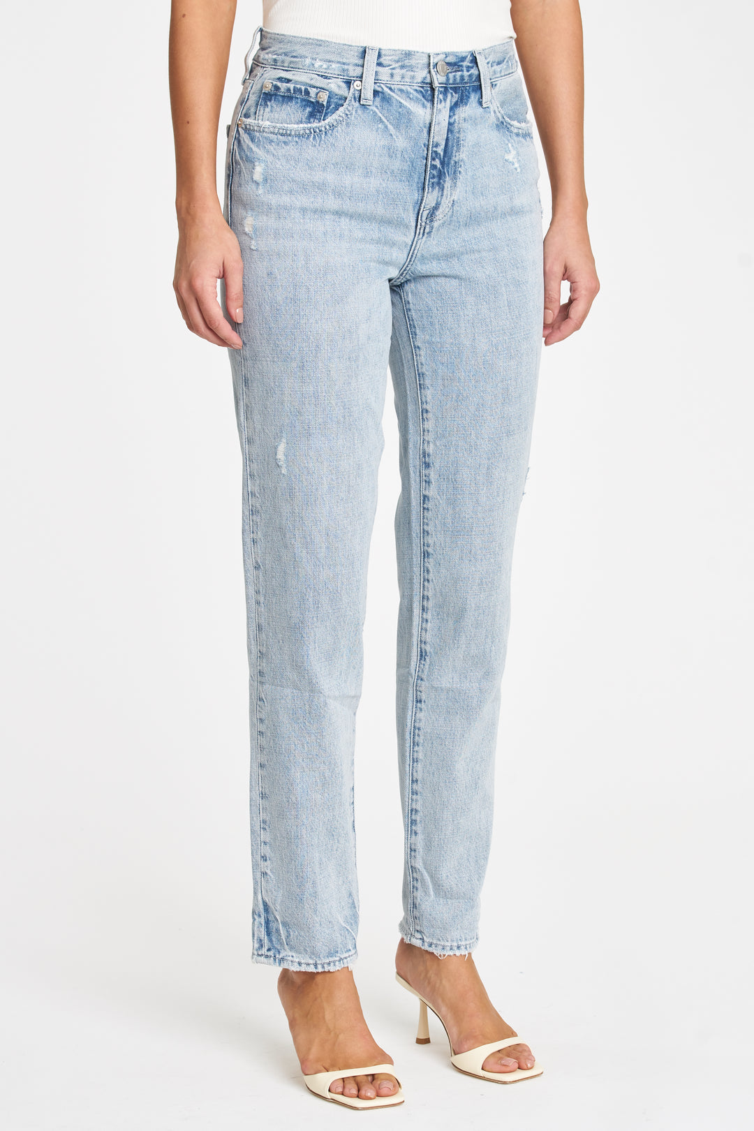 Presley High Rise Relaxed Jean in Gifted